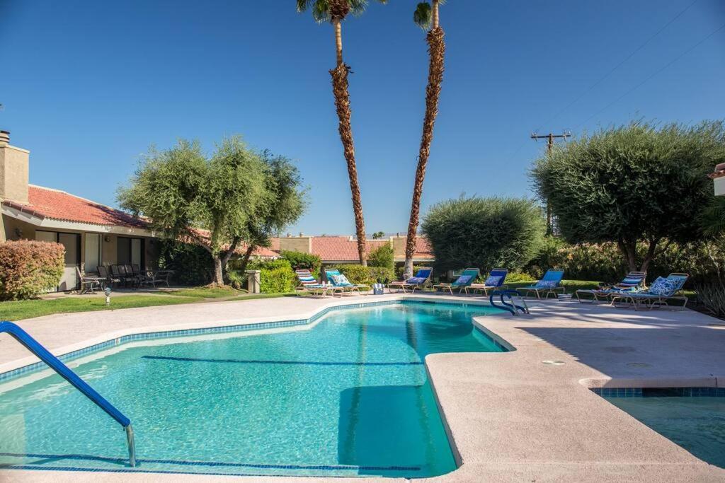 Charming Palm Desert Oasis - An Ideal Getaway Home Exteriör bild